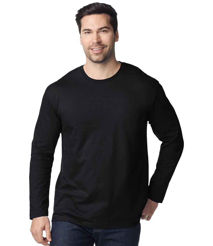 GD11 Gildan Softstyle Long Sleeve T-Shirt – Black (model, front)