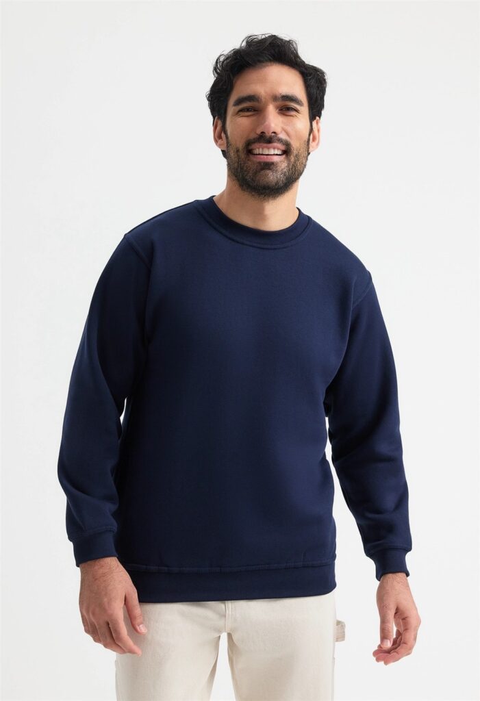 UC201 Uneek Heavyweight Sweatshirt – Navy (model, front)